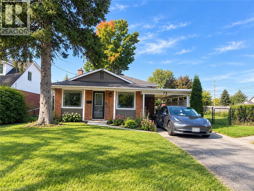 73 LARKSPUR Crescent, Kitchener, Ontario