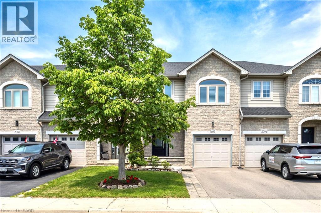 2092 ENGLISH Crescent, Burlington, Ontario