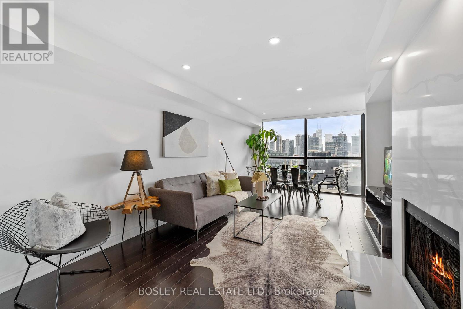PH02 - 705 KING STREET, Toronto, Ontario