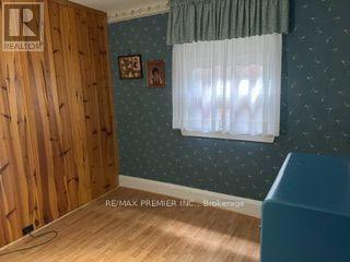 34 Rutherford Avenue, Toronto, Ontario  M6M 2C6 - Photo 9 - W13814782
