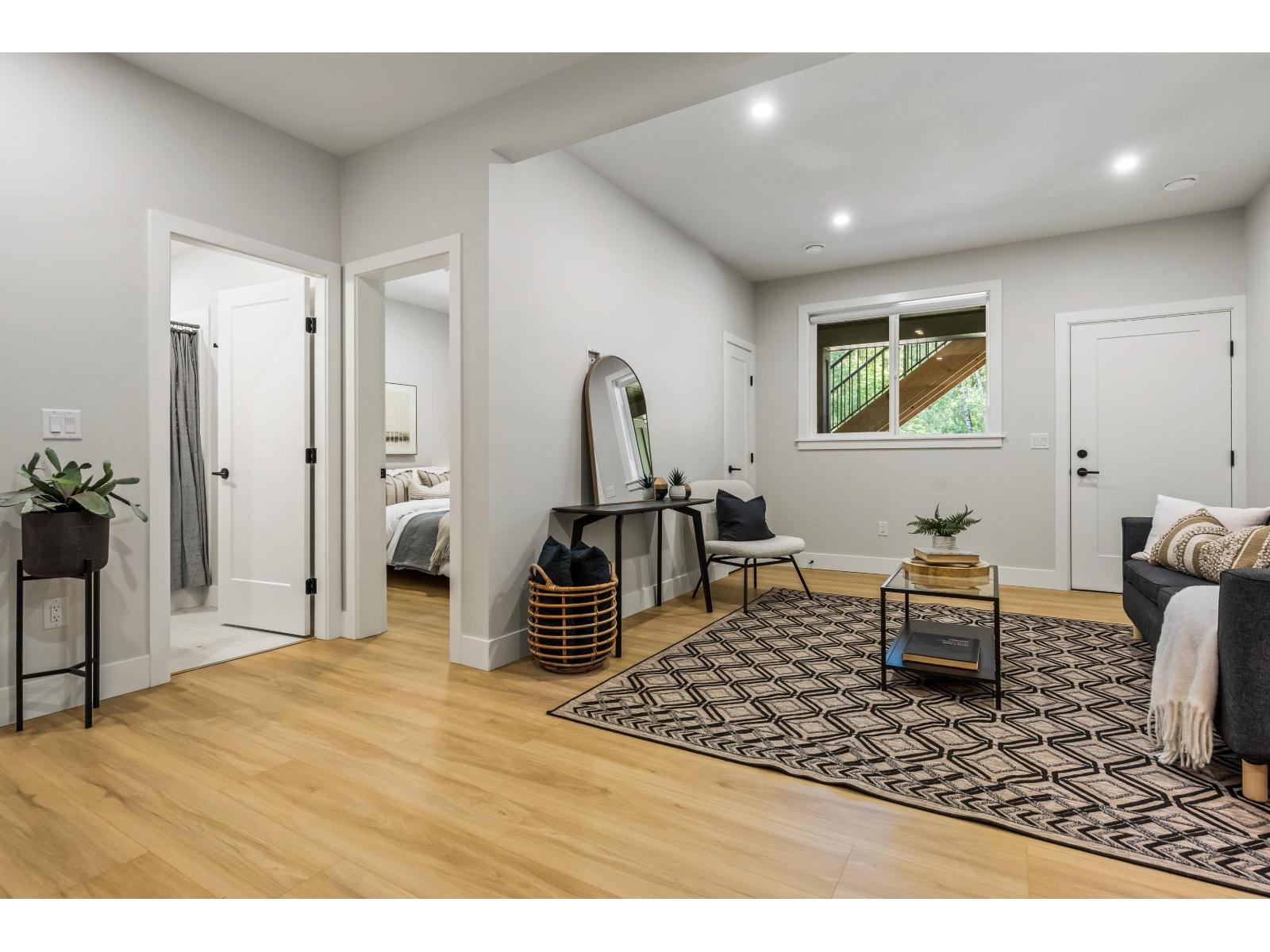 2 8745 ASHWELL ROAD|Lower Landing photo 31