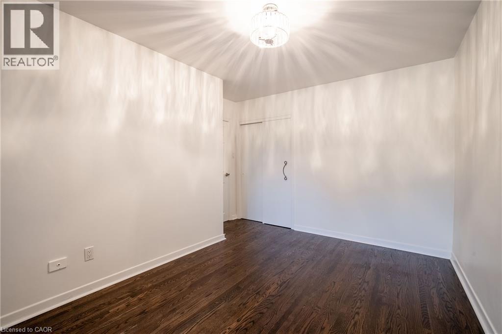 2039 Wakely Street, Oakville, Ontario  L6L 2K3 - Photo 14 - 40864681