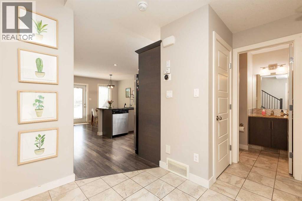 117 Northlander Bend W, Lethbridge, Alberta  T1J 4S7 - Photo 5 - A2347072