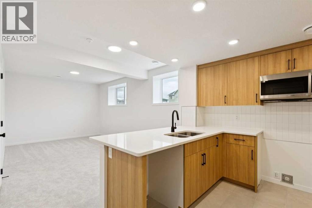 173 Southborough Common