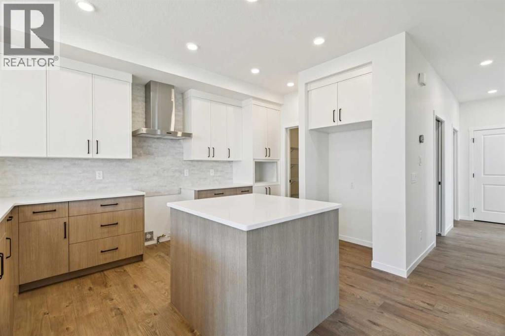 126 Walgrove Bay SE photo 6