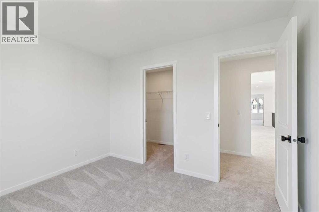 126 Walgrove Bay SE photo 36