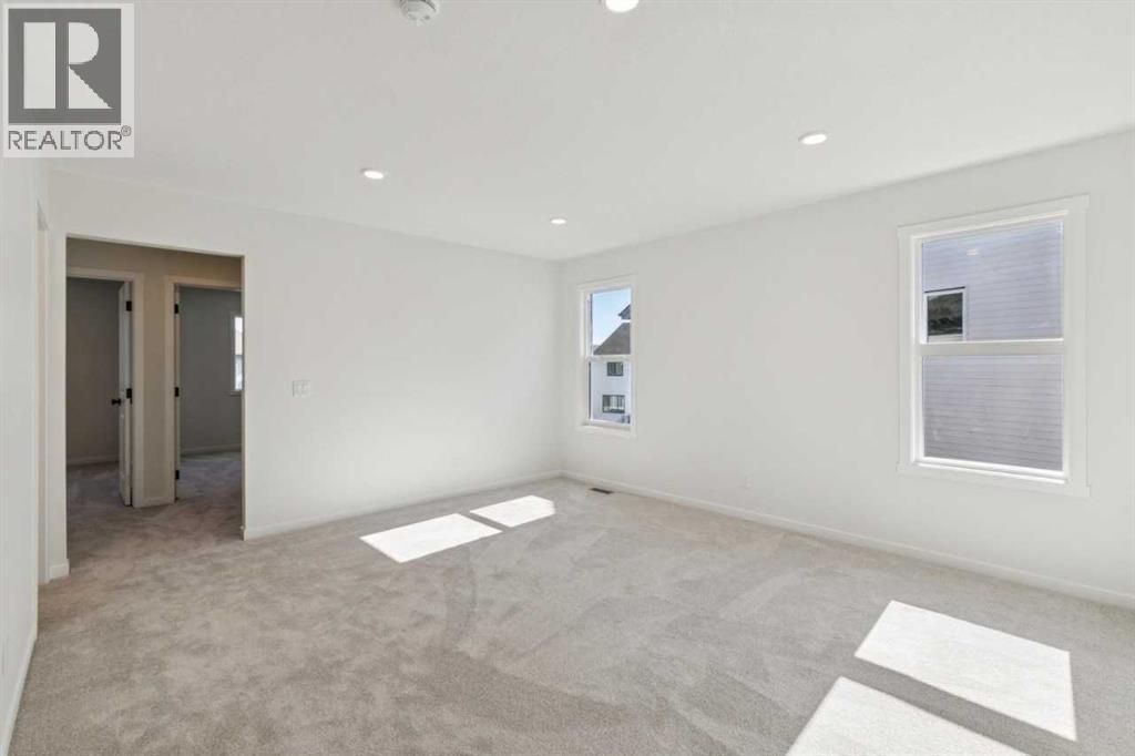 126 Walgrove Bay SE photo 23