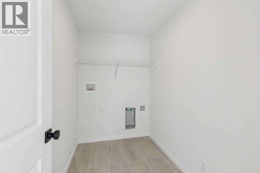 126 Walgrove Bay SE photo 25