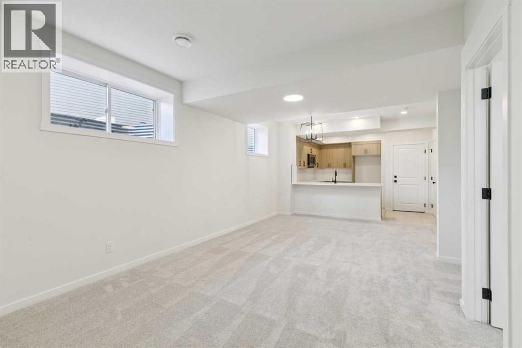 126 Walgrove Bay SE photo 46