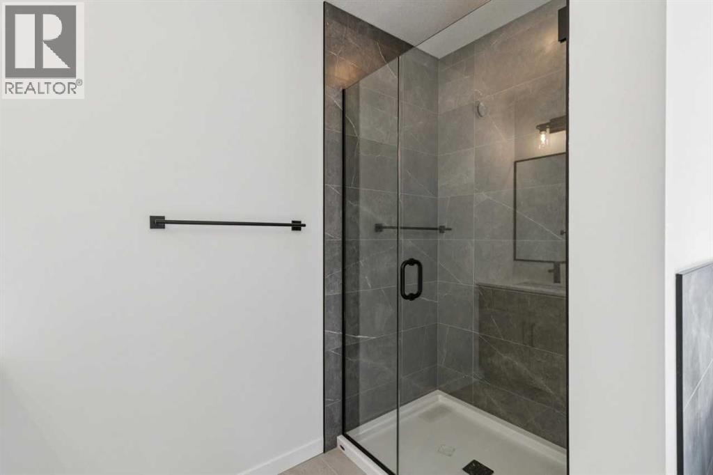 126 Walgrove Bay SE photo 33