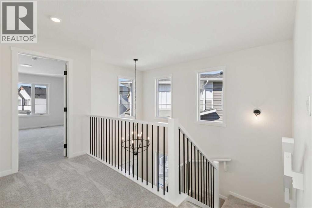 126 Walgrove Bay SE photo 27