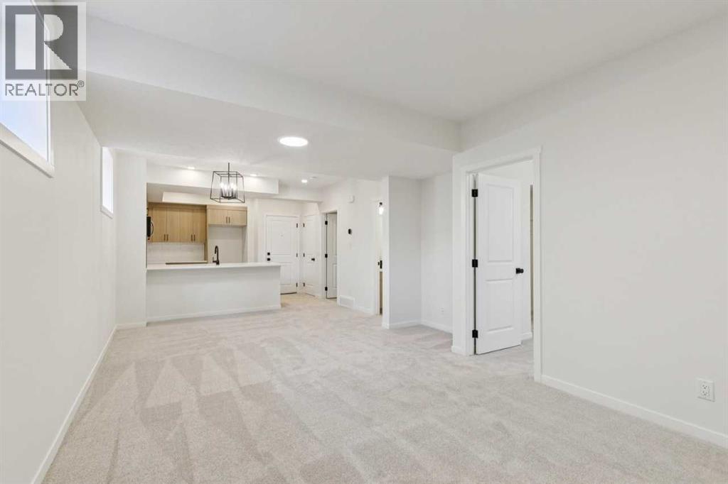 126 Walgrove Bay SE photo 45