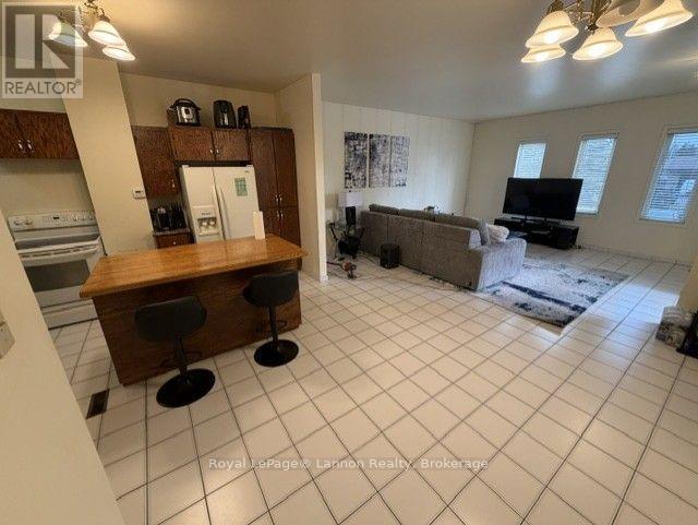 39-41 Junot Avenue S, Thunder Bay, Ontario  P7B 4X5 - Photo 7 - X13815952