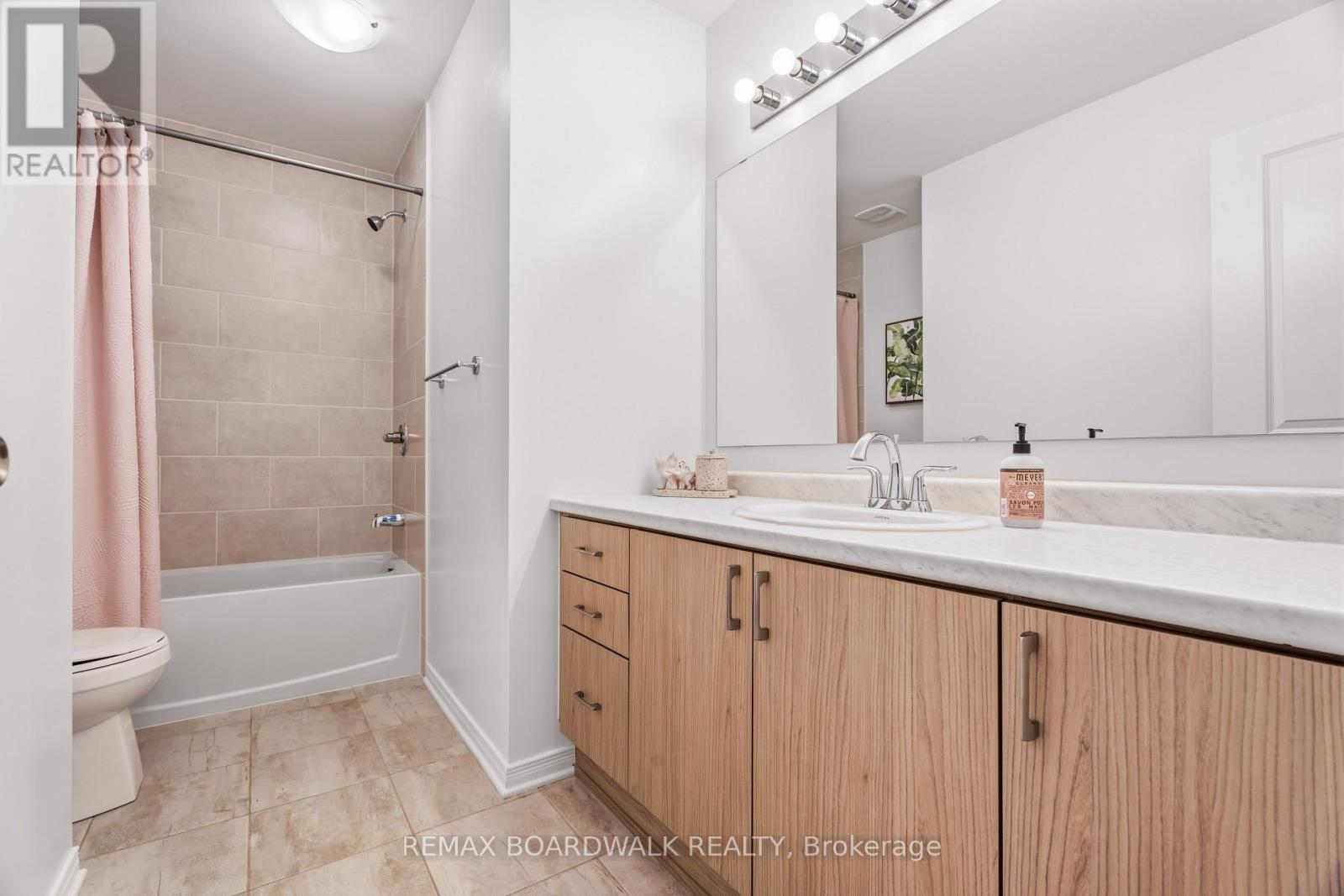 210 Pingwi Place, Ottawa, Ontario  K1X 0G1 - Photo 36 - X13816340