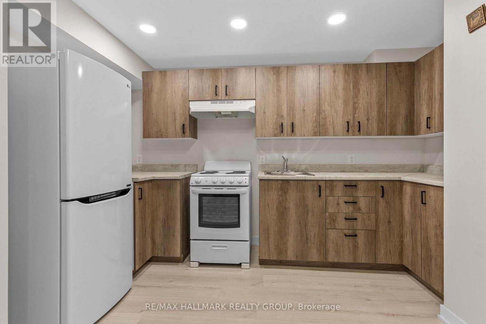 5 Rayburn Street, Ottawa, Ontario  K2K 3K8 - Photo 23 - X13816342