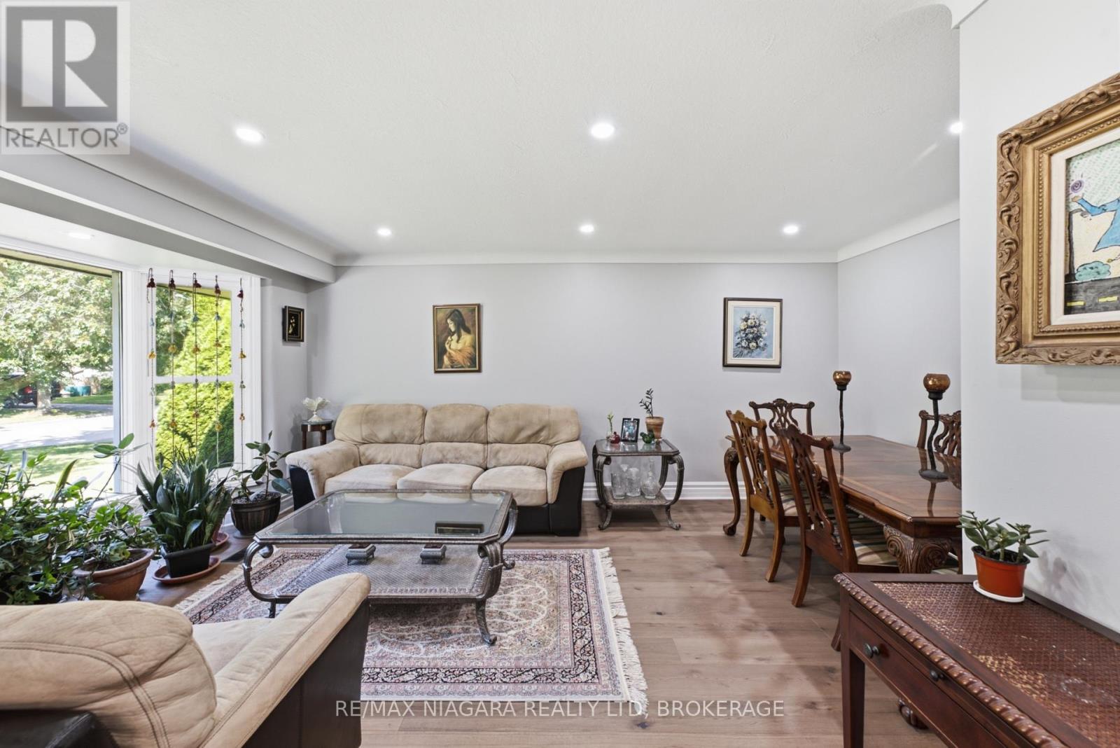 11 Richelieu Drive, St. Catharines (Vine/linwell), Ontario  L2M 2B7 - Photo 4 - X13816356