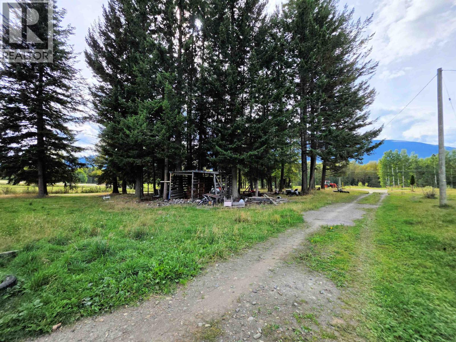 13490 Bunbury Road, Dunster, British Columbia  V0J 1J0 - Photo 14 - R3168471