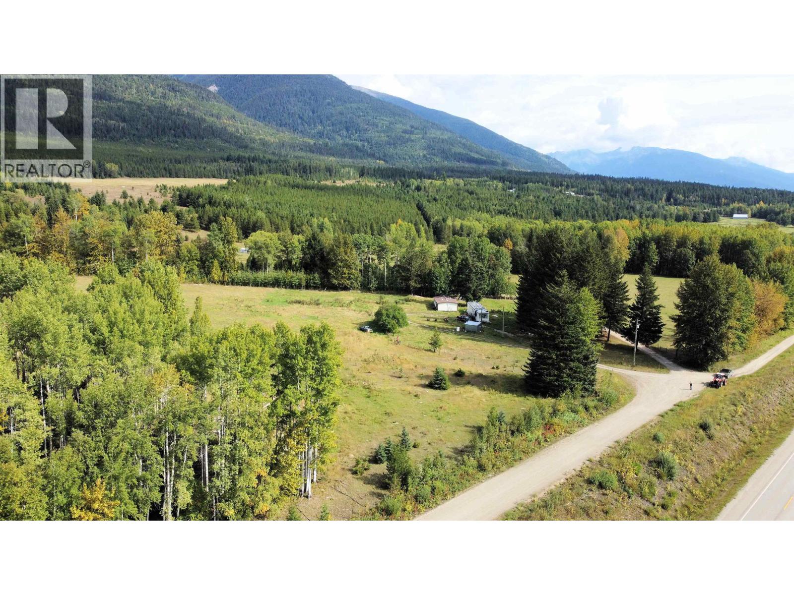13490 Bunbury Road, Dunster, British Columbia  V0J 1J0 - Photo 18 - R3168471