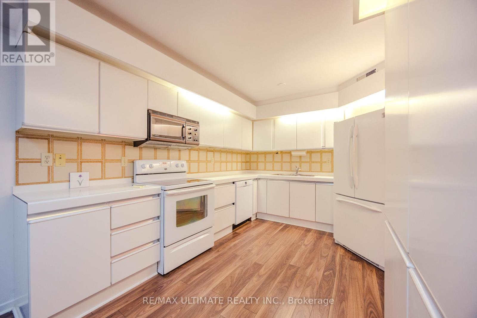 201 - 240 Heath Street W, Toronto, Ontario  M5P 3L5 - Photo 24 - C13816332