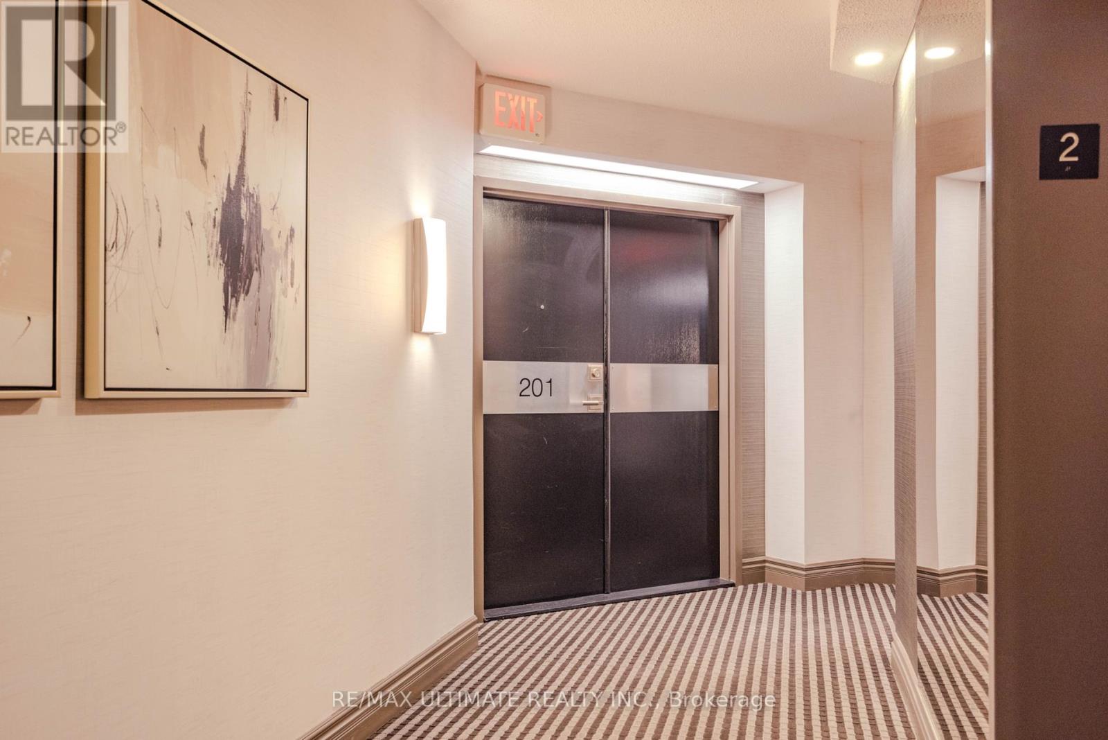 201 - 240 Heath Street W, Toronto, Ontario  M5P 3L5 - Photo 7 - C13816332
