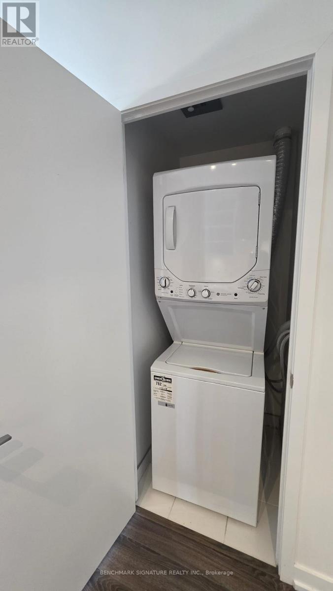 2513 - 20 Edward Street, Toronto, Ontario  M5G 0C5 - Photo 26 - C13816350