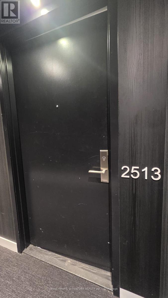 2513 - 20 Edward Street, Toronto, Ontario  M5G 0C5 - Photo 3 - C13816350