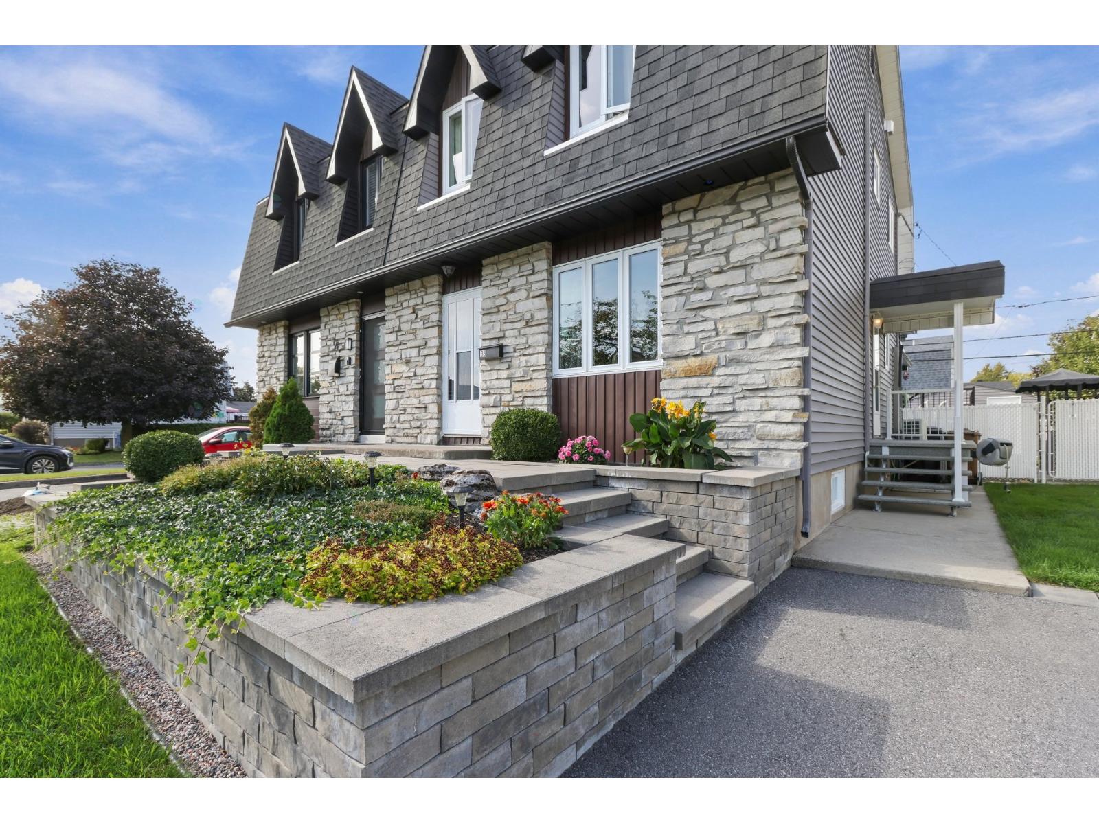 98 Rue Filiatreault Salaberry-de-Valleyfield Quebec Canada J6S5N8 3