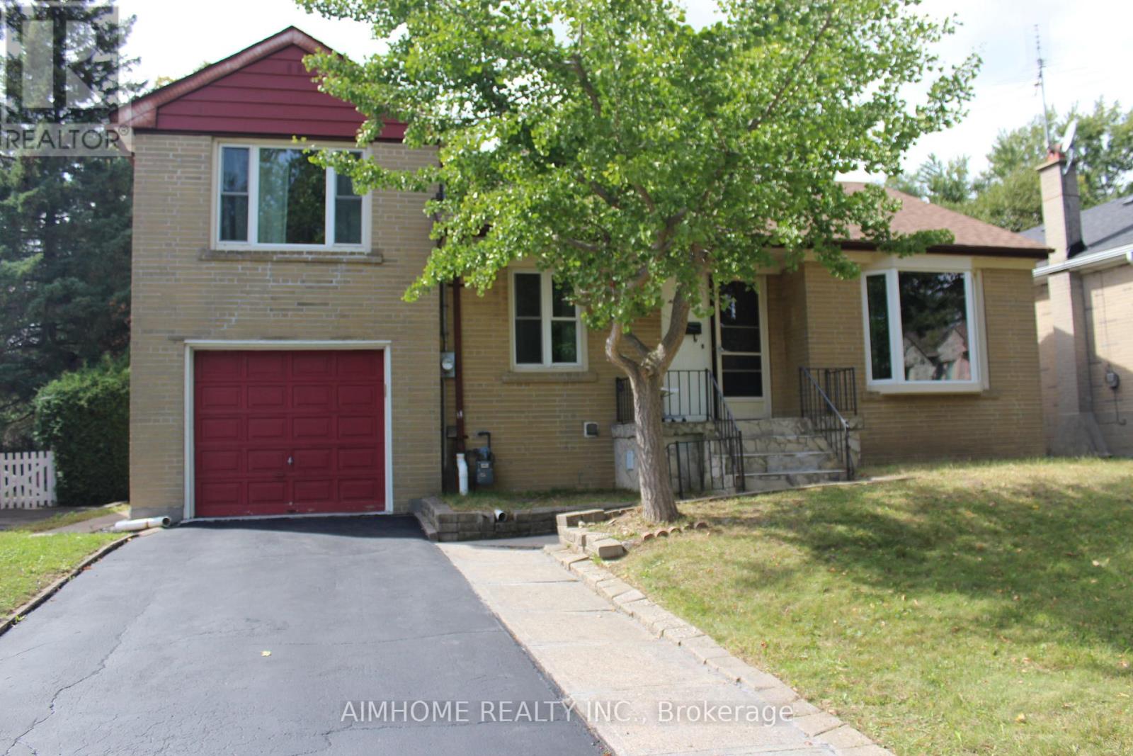 32 Lauralynn Crescent, Toronto, Ontario  M1S 2H5 - Photo 2 - E13816240