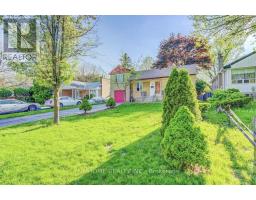 32 LAURALYNN CRESCENT, Toronto, Ontario