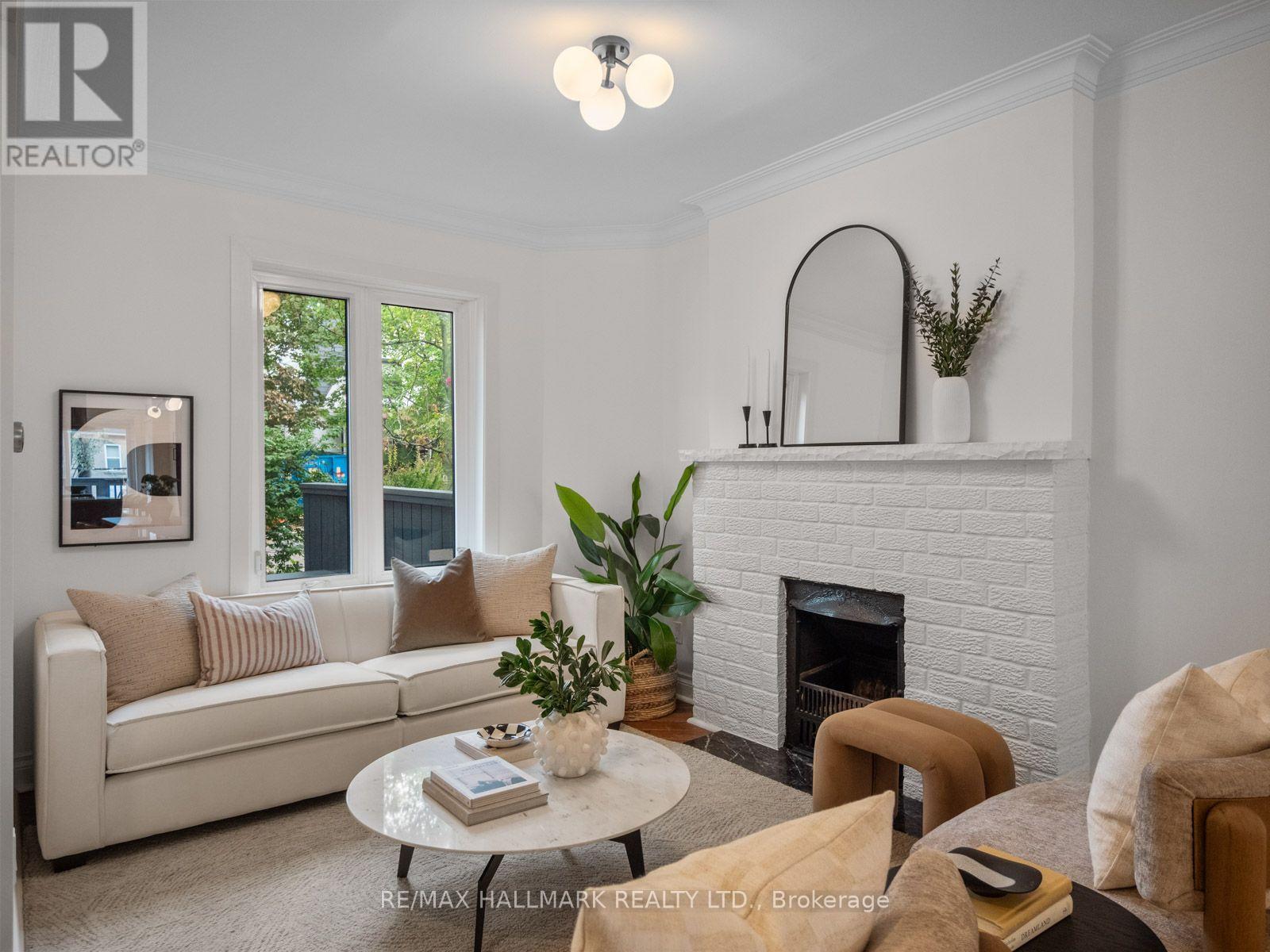 179 Riverdale Avenue, Toronto, Ontario  M4K 1C4 - Photo 3 - E13816386