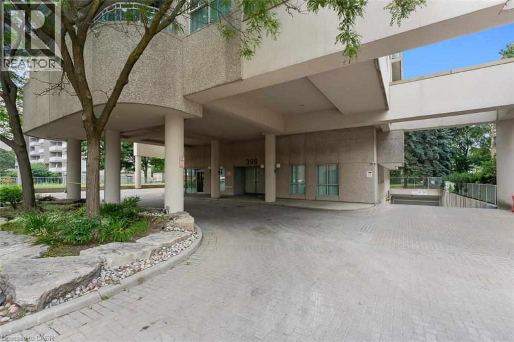 398 Eglinton Avenue E Unit# 308, Toronto, Ontario  M4P 3H8 - Photo 19 - 40865540