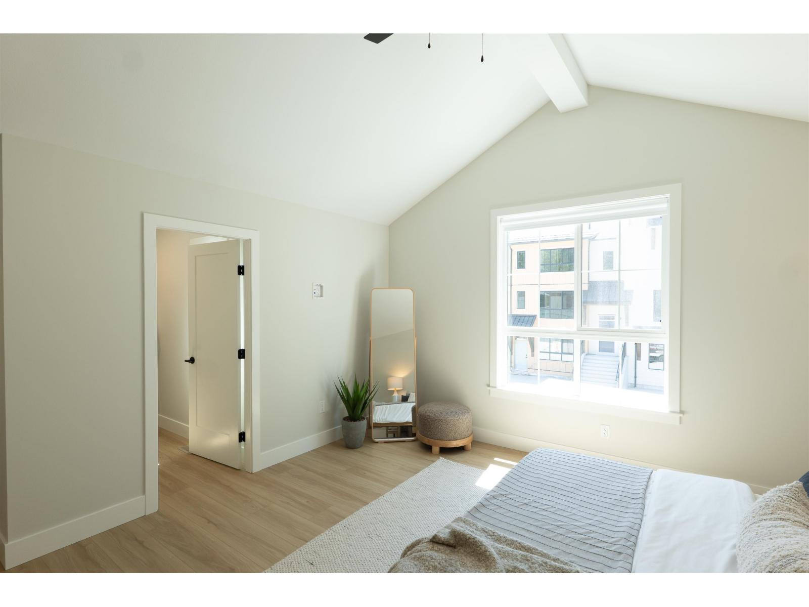 1 8745 ASHWELL ROAD|Lower Landing photo 21