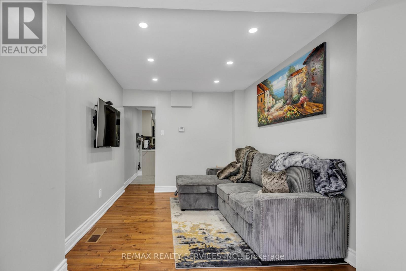 827 Craven Road, Toronto, Ontario  M4L 2Z7 - Photo 31 - E13579760