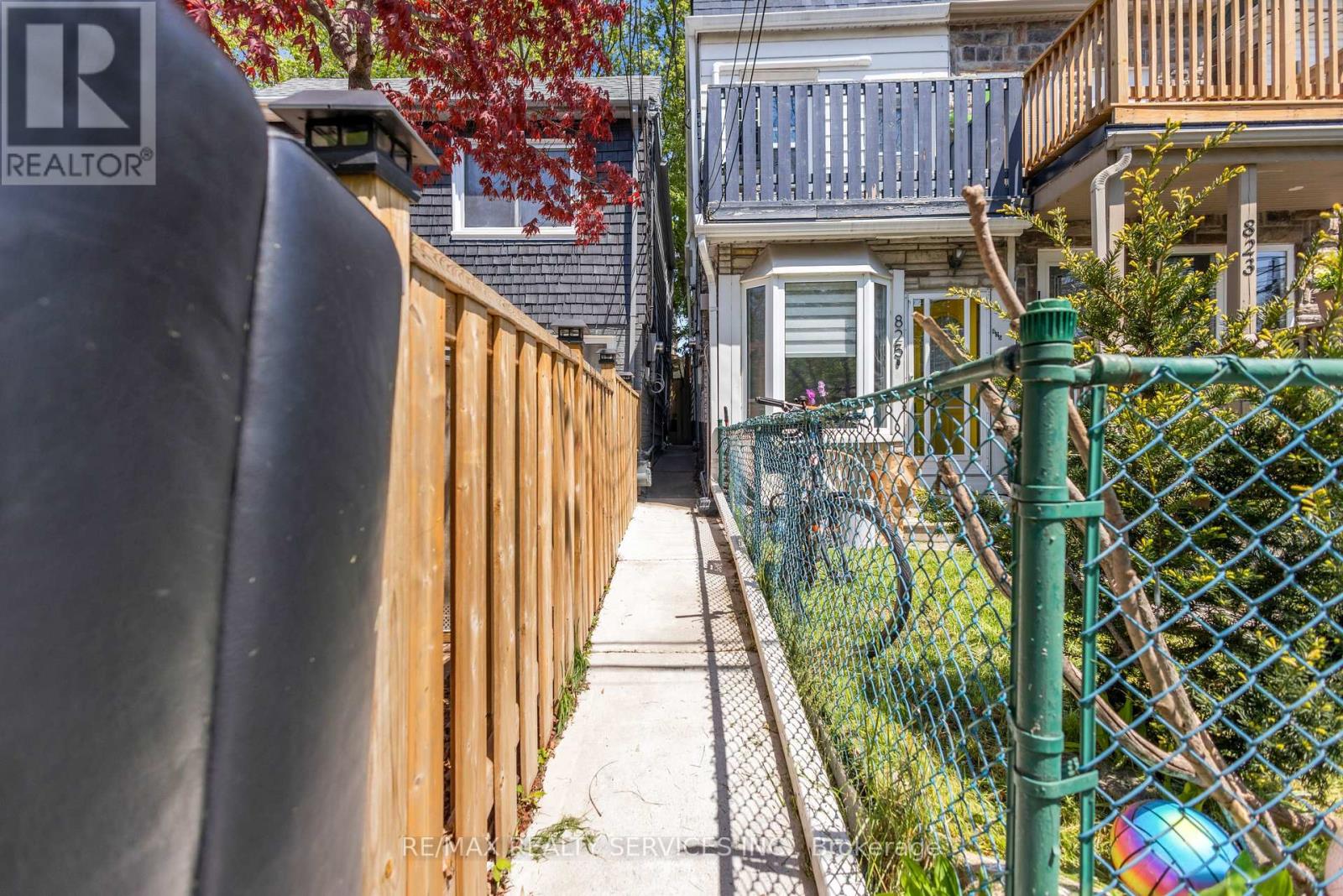827 Craven Road, Toronto, Ontario  M4L 2Z7 - Photo 28 - E13579760