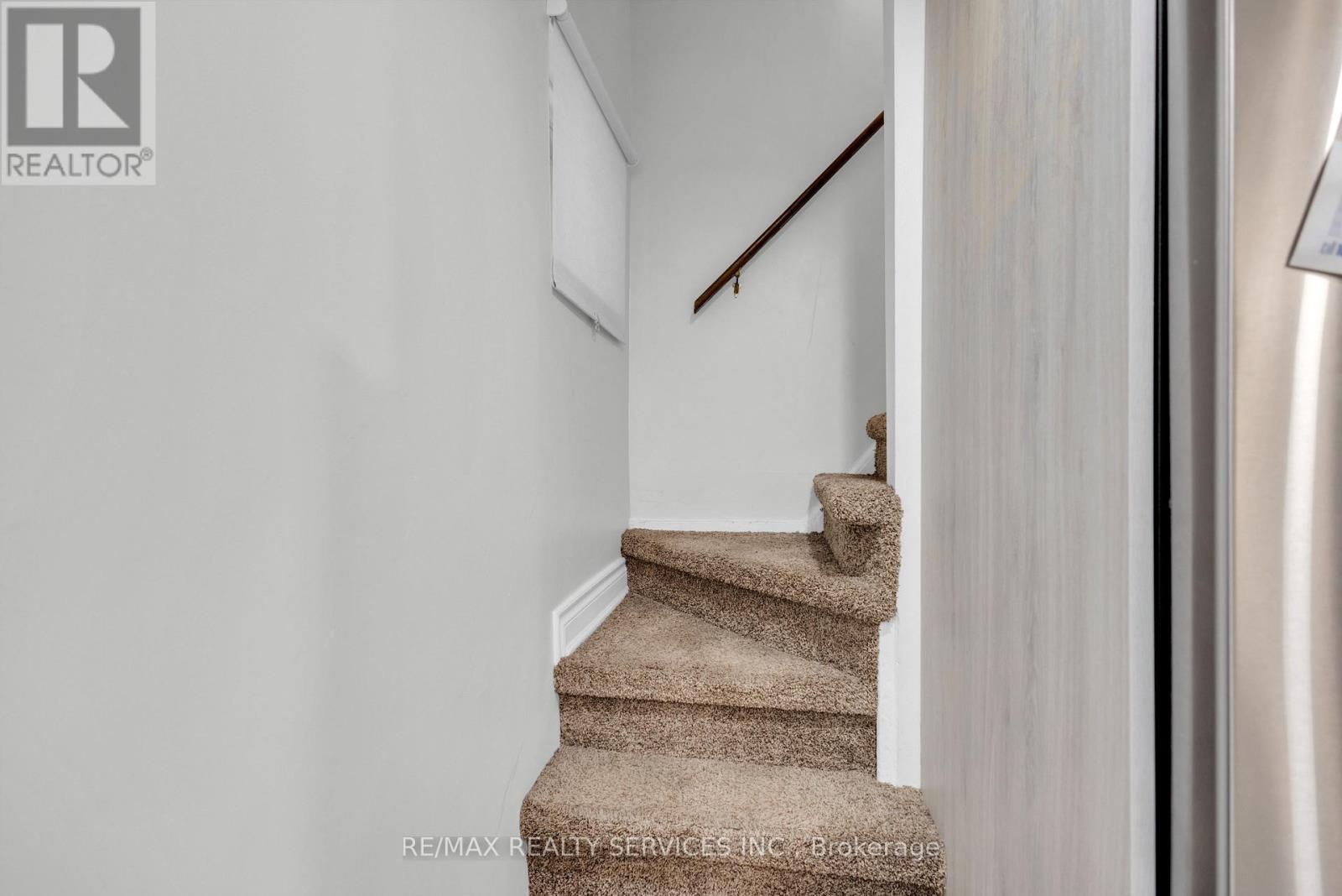 827 Craven Road, Toronto, Ontario  M4L 2Z7 - Photo 34 - E13579760