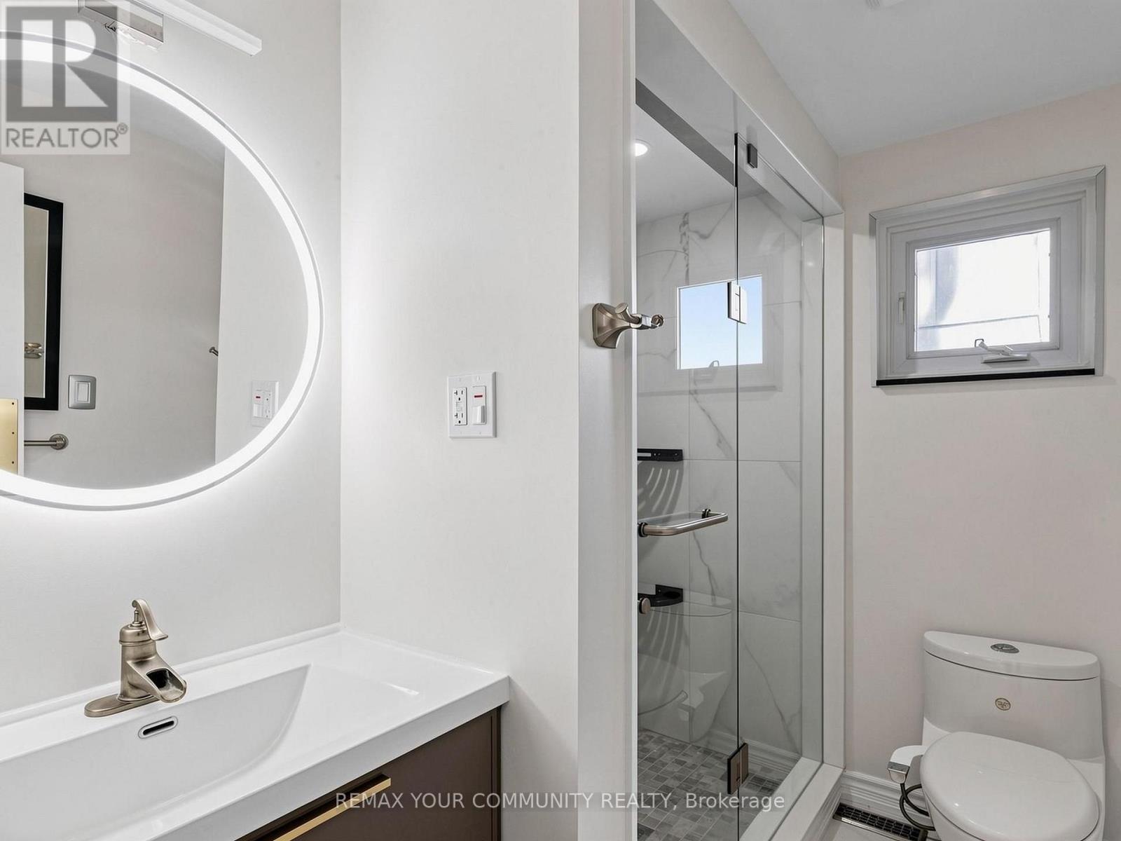 75 St. Andrews Court, Aurora, Ontario  L4G 3B2 - Photo 29 - N13816244