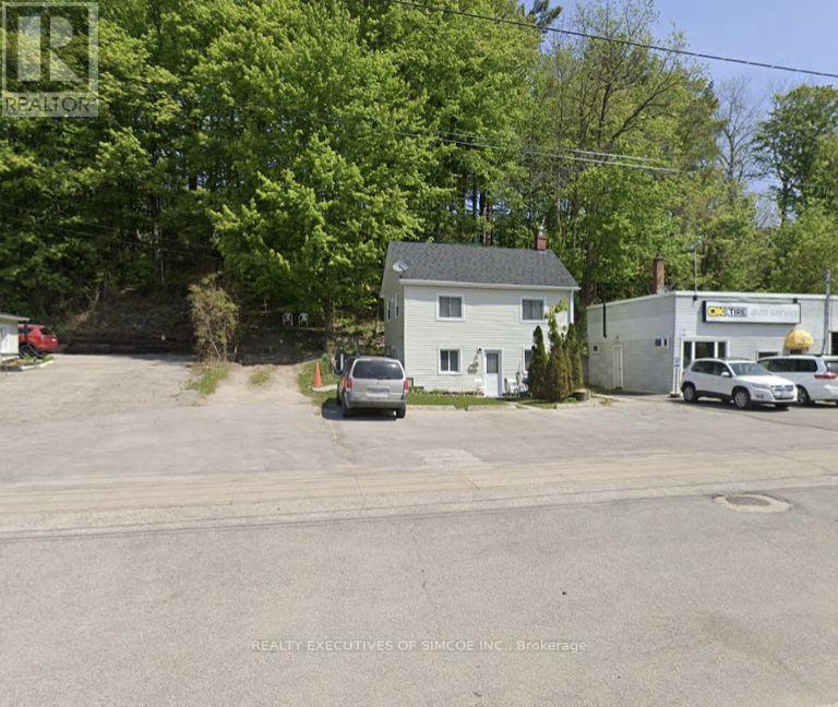 200 Blake Street, Barrie (Codrington), Ontario  L4M 1K3 - Photo 1 - S13816368