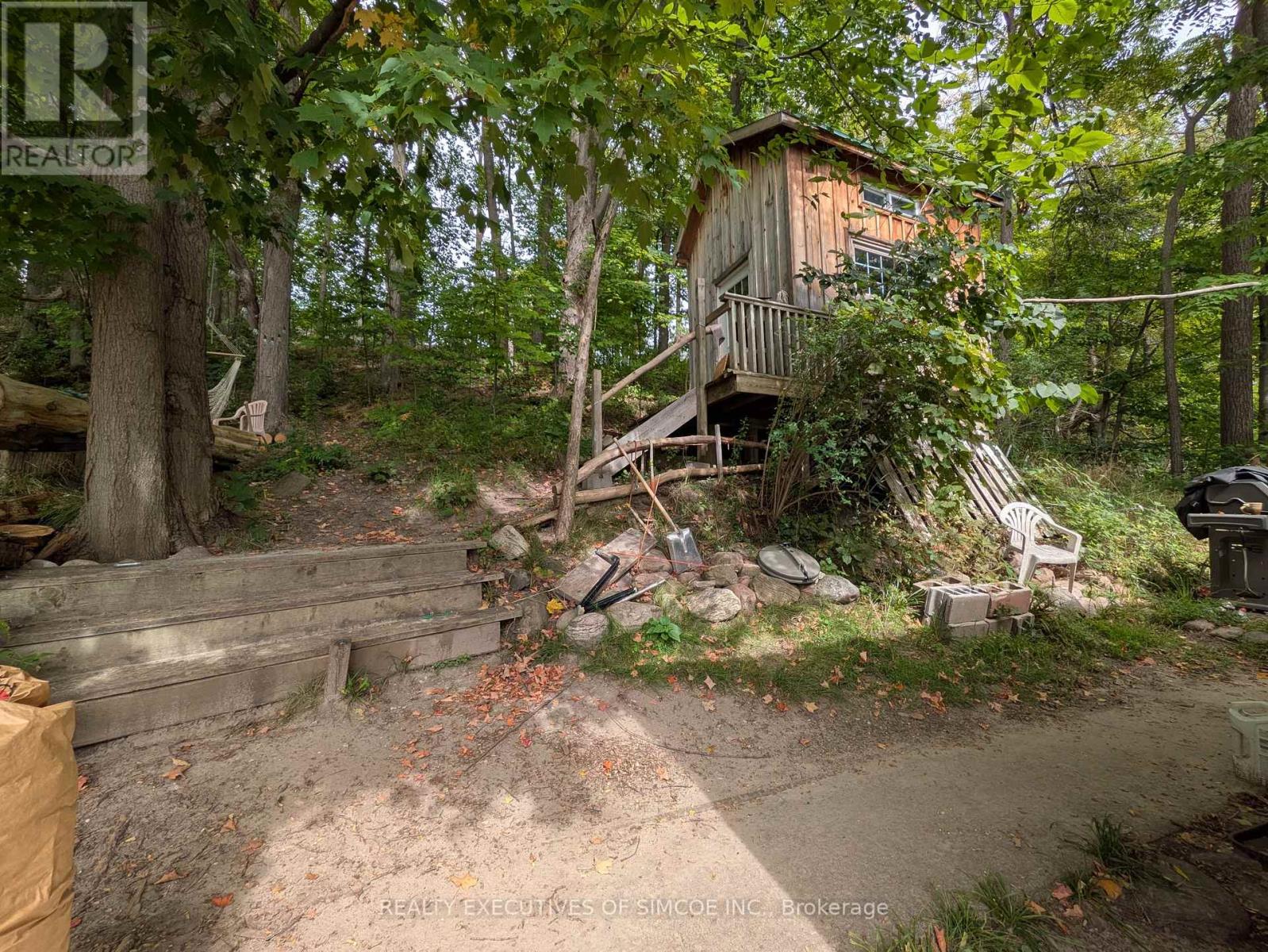 200 Blake Street, Barrie (Codrington), Ontario  L4M 1K3 - Photo 3 - S13816368