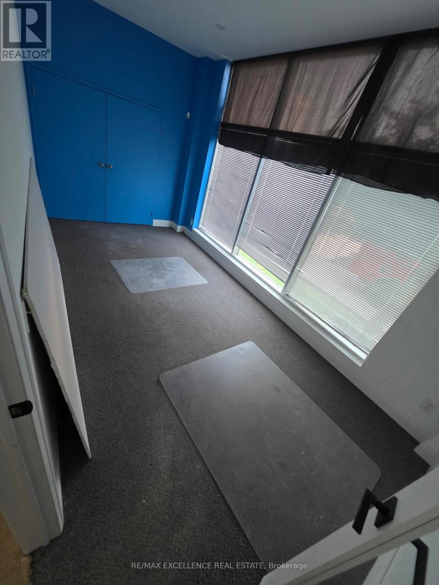 P (MEZZANINE) - 576 BRYNE DRIVE, Barrie, Ontario