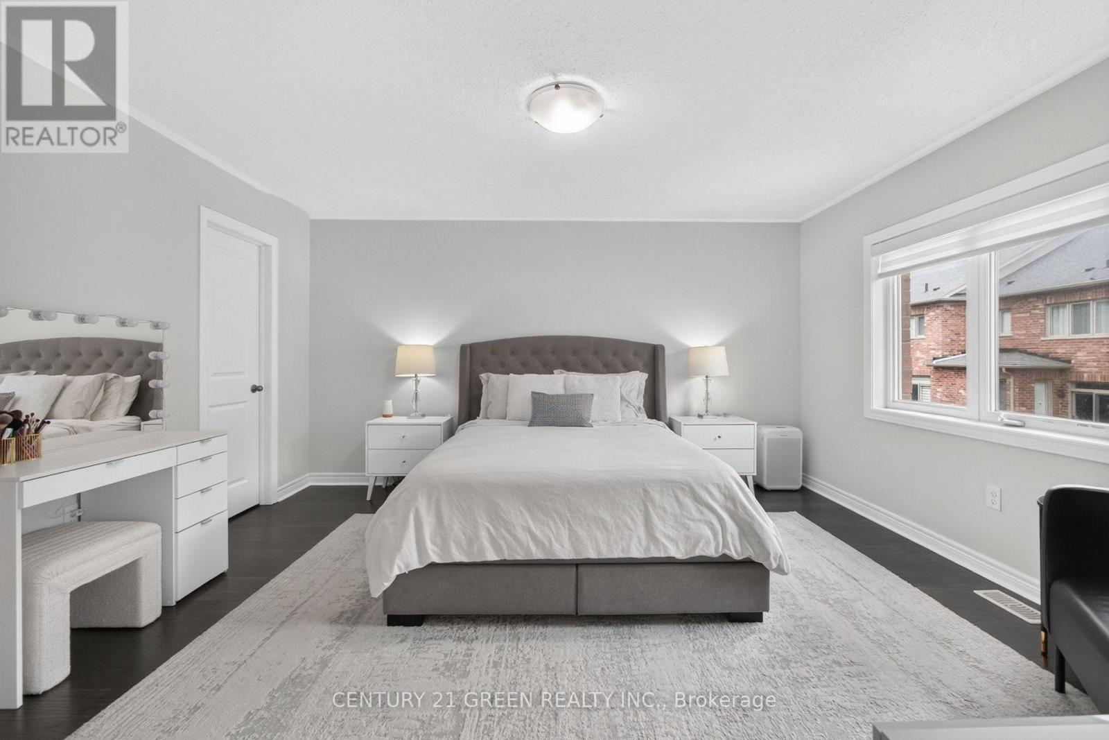 27 Padbury Trail, Brampton, Ontario  L7A 4V2 - Photo 12 - W13816248