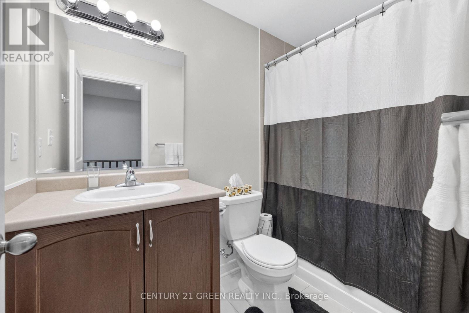 27 Padbury Trail, Brampton, Ontario  L7A 4V2 - Photo 18 - W13816248