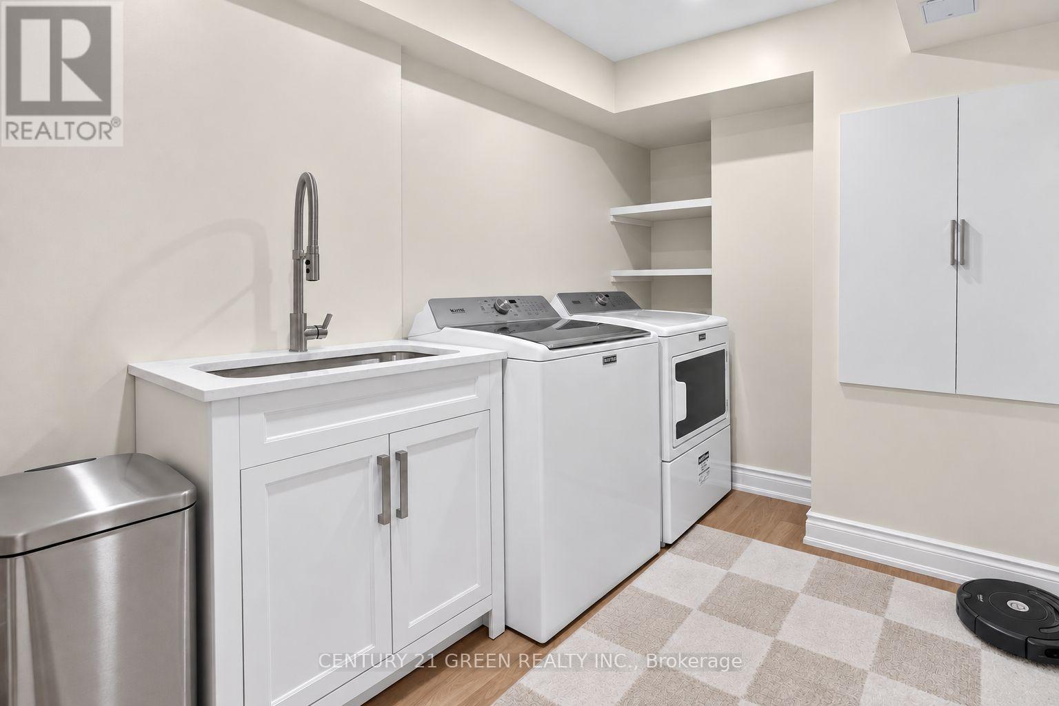 27 Padbury Trail, Brampton, Ontario  L7A 4V2 - Photo 24 - W13816248