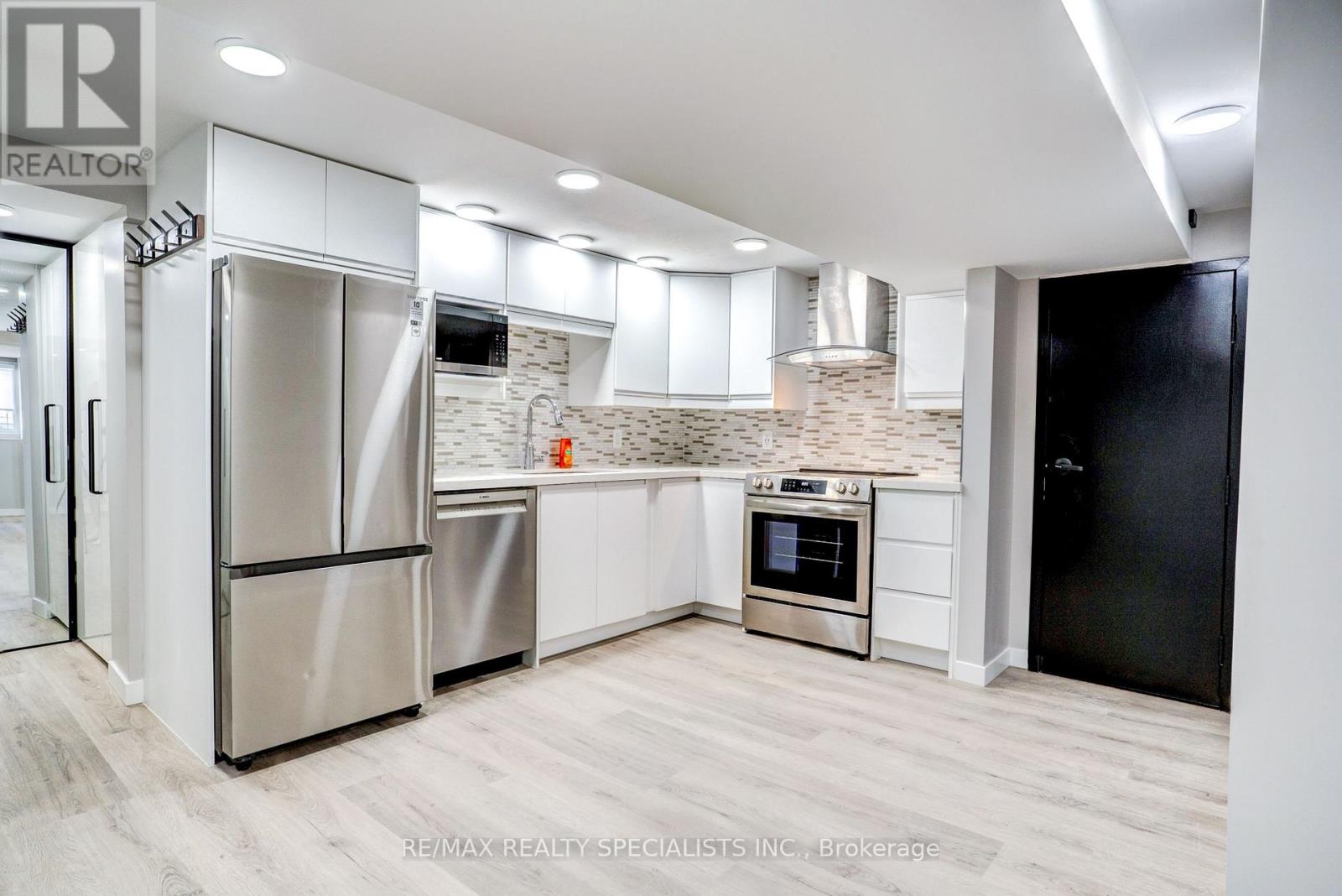Lower - 454 Mayzel Road, Burlington, Ontario  L7R 3C3 - Photo 8 - W13816276