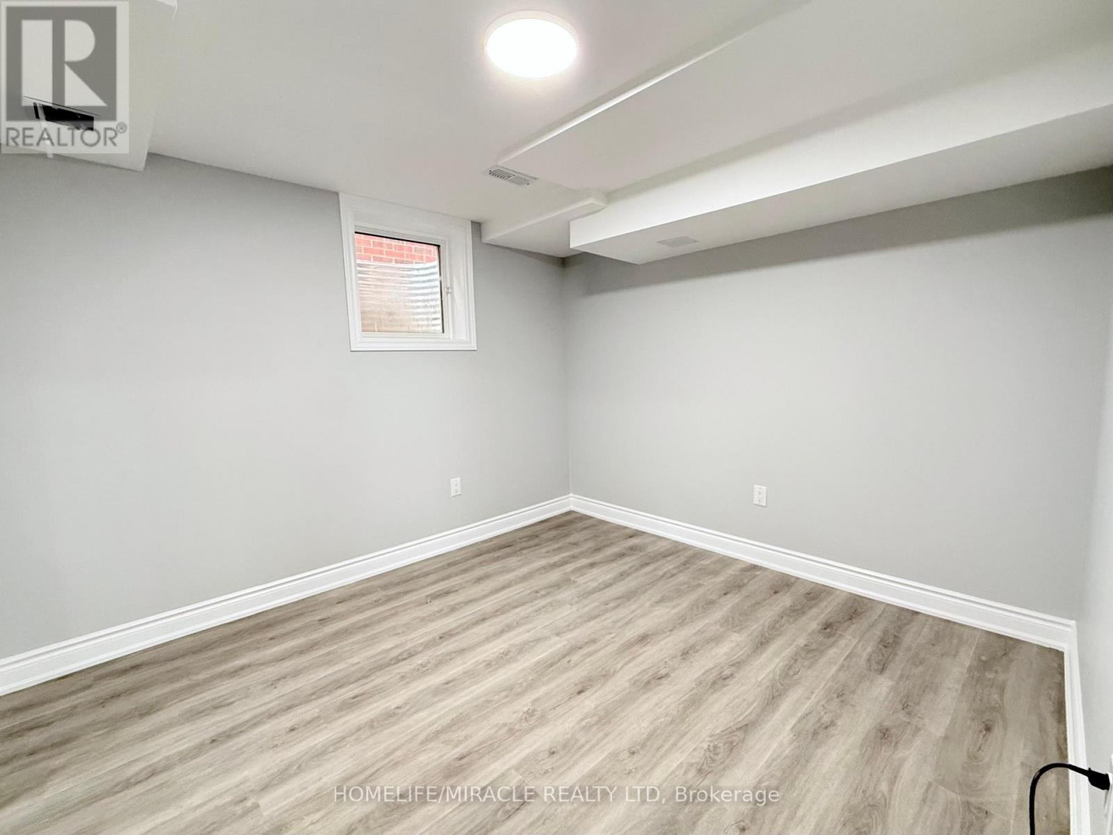 Bsmt - 49 Ponymeadow (Bsmt) Way, Brampton, Ontario  L6X 0M5 - Photo 16 - W13816292