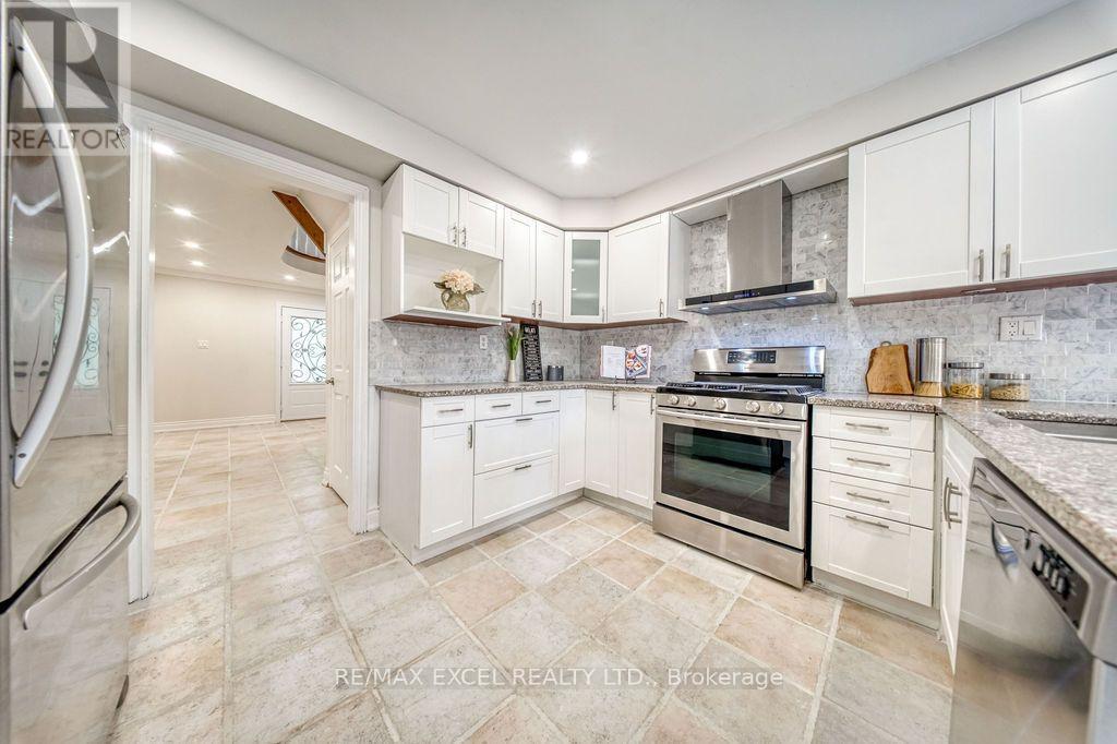 2105 Oakmead Boulevard, Oakville, Ontario  L6H 5C2 - Photo 15 - W13816310
