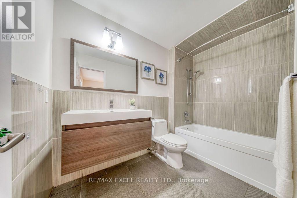2105 Oakmead Boulevard, Oakville, Ontario  L6H 5C2 - Photo 26 - W13816310