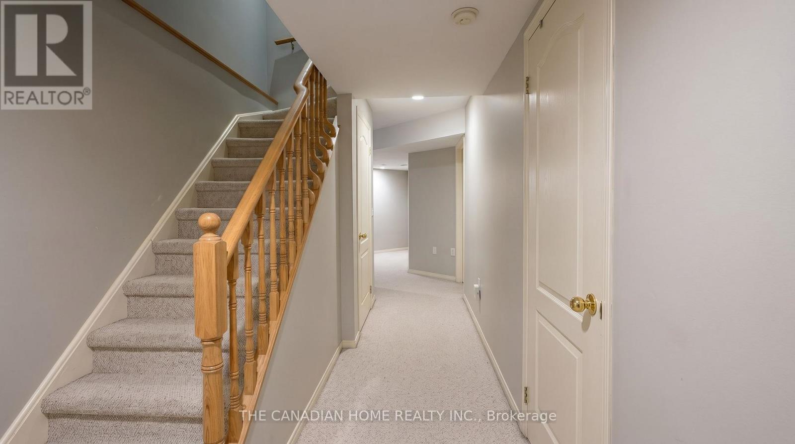 98 - 833 Scollard Court, Mississauga, Ontario  L5V 2B4 - Photo 22 - W13816338
