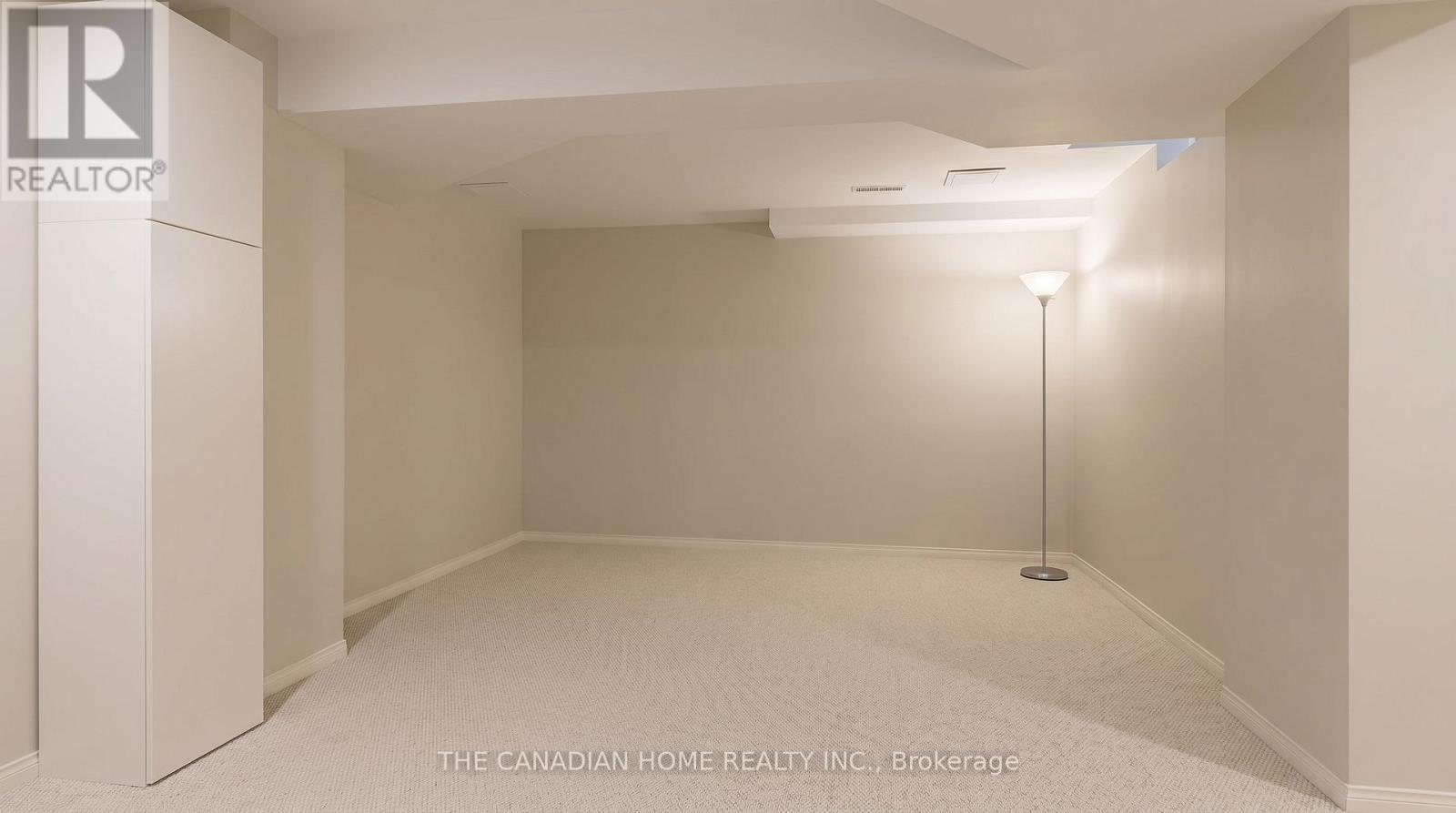 98 - 833 Scollard Court, Mississauga, Ontario  L5V 2B4 - Photo 24 - W13816338