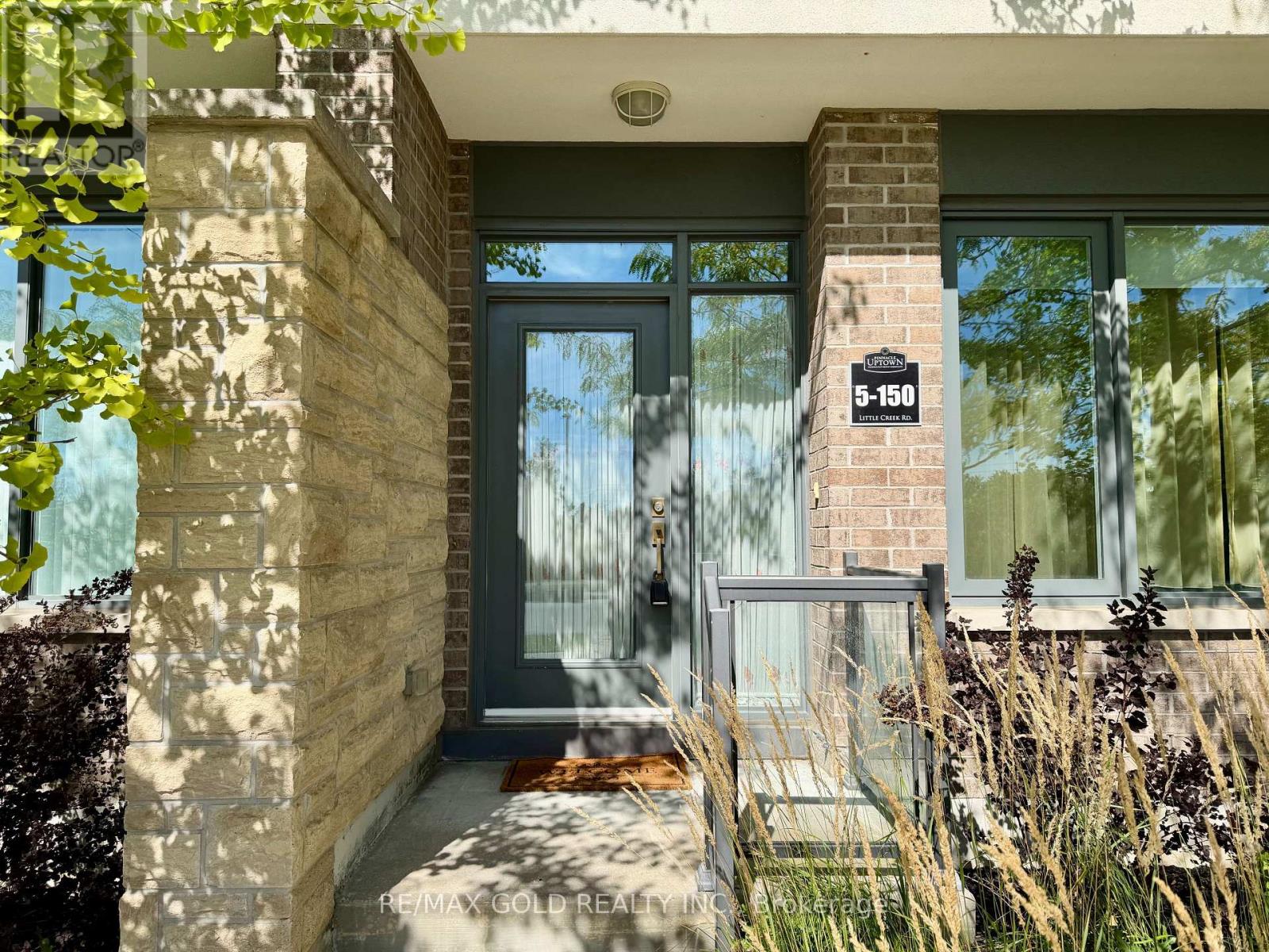 5 - 150 Little Creek Road, Mississauga, Ontario  L5R 0E9 - Photo 2 - W13816348
