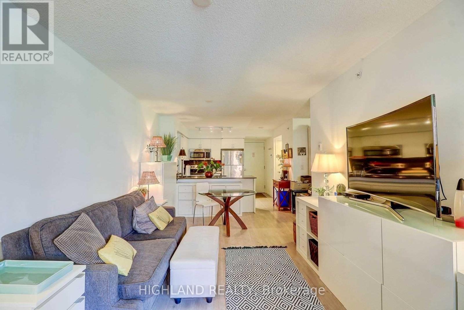 303 - 800 Lawrence Avenue W, Toronto, Ontario  M6A 1C3 - Photo 12 - W13816358